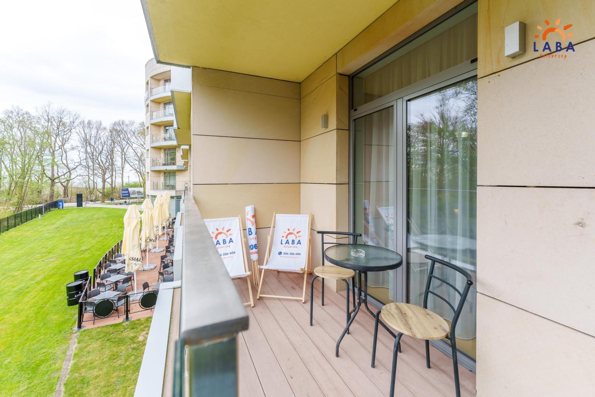 Laba Kolobrzeg Apartamenty Diune Z Parkingiem Ngoại thất bức ảnh
