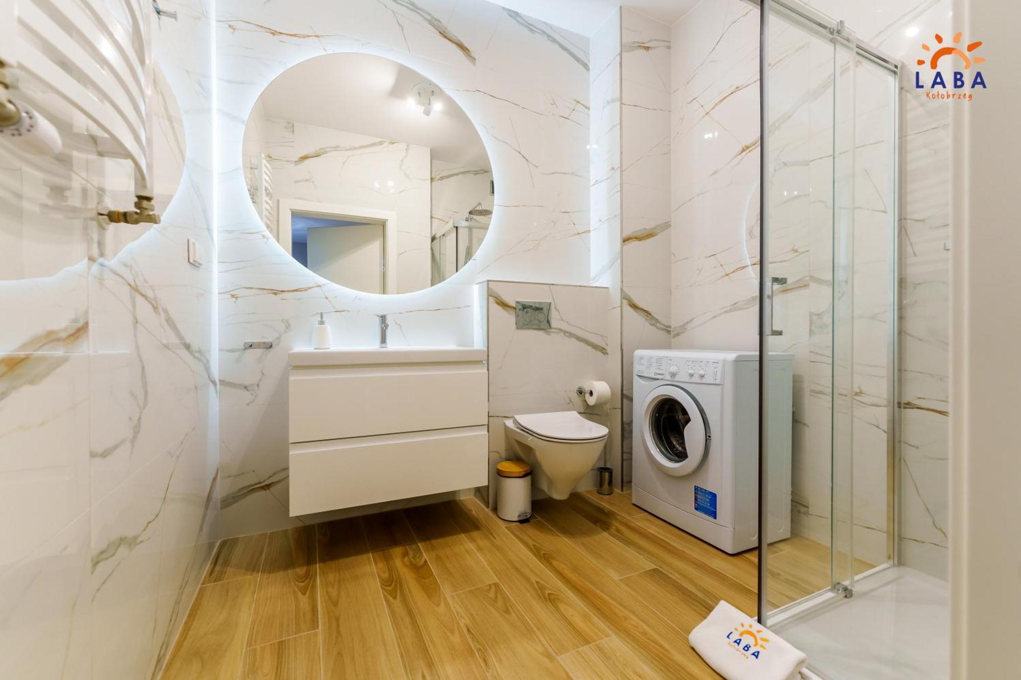 Laba Kolobrzeg Apartamenty Diune Z Parkingiem Ngoại thất bức ảnh