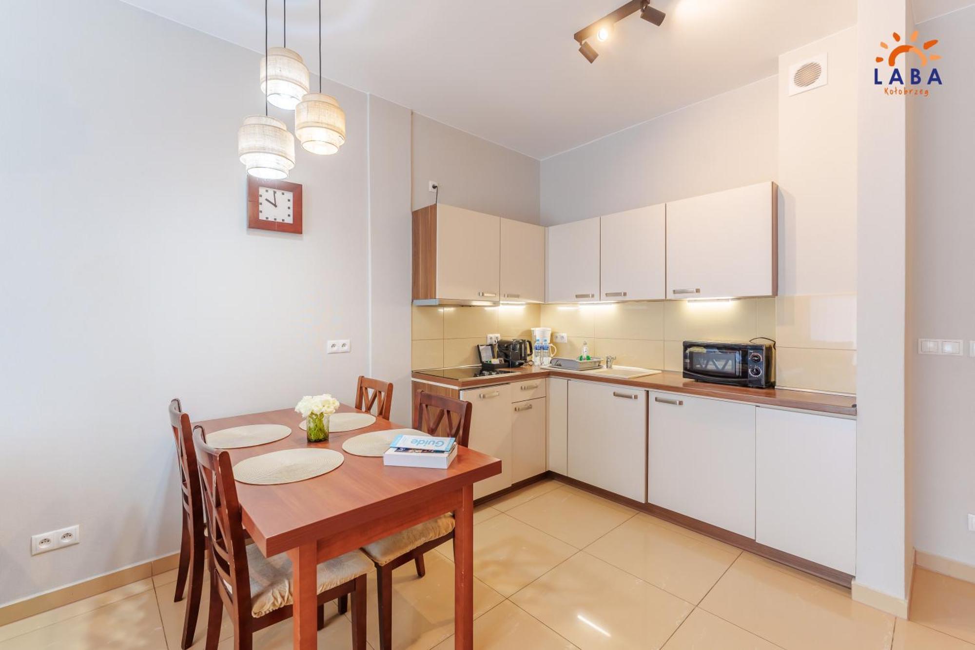 Laba Kolobrzeg Apartamenty Diune Z Parkingiem Ngoại thất bức ảnh