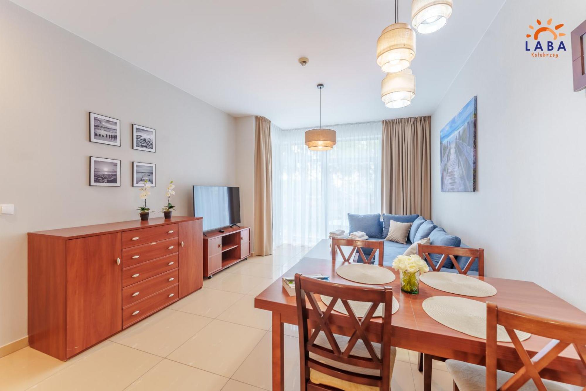 Laba Kolobrzeg Apartamenty Diune Z Parkingiem Ngoại thất bức ảnh