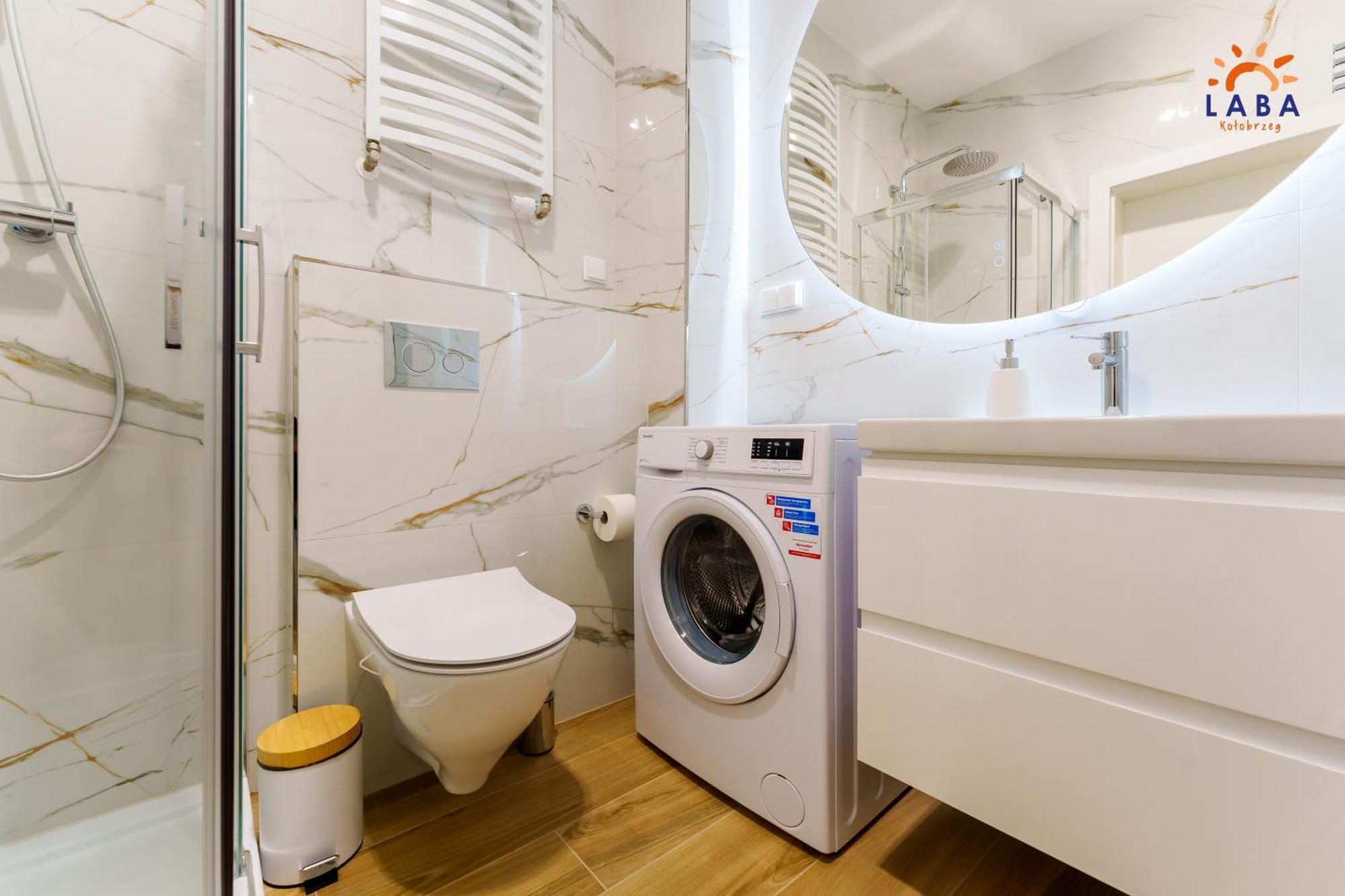 Laba Kolobrzeg Apartamenty Diune Z Parkingiem Ngoại thất bức ảnh